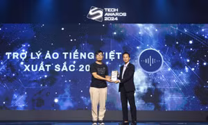 Kiki Auto nhận giải thưởng 'Trợ lý ảo tiếng Việt xuất sắc nhất' tại Tech Awards 2024 