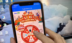 Ngân hàng, ví điện tử ‘đua nhau’ mở tính năng lì xì online
