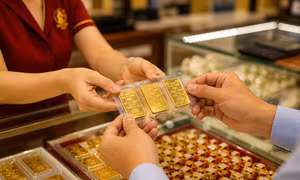 Theo dòng thời sự: Đừng biến tích lũy thành cuộc chơi lướt sóng