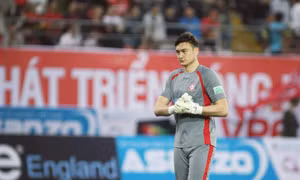 AFF Suzuki Cup 2018: Thủ môn Văn Lâm được báo chí Malaysia 'ưu ái' nhắc đến nhiều nhất