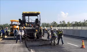 Đẩy mạnh áp dụng khoa học công nghệ trong bảo trì đường bộ