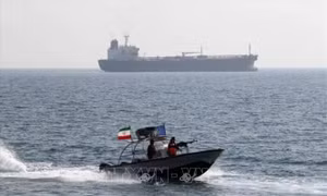 Nhật Bản cân nhắc cử tàu tuần tra ngoài khơi Yemen thay vì Eo biển Hormuz