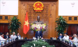 Thủ tướng Nguyễn Xuân Phúc tiếp đoàn đại biểu người có công quận Hải Châu (Đà Nẵng)