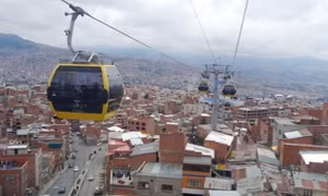 Bolivia hoàn thiện hệ thống cáp treo cao và dài nhất thế giới
