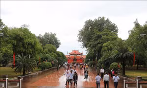 Dâng hương tưởng nhớ vị Anh hùng áo vải Tây Sơn - Nguyễn Huệ 