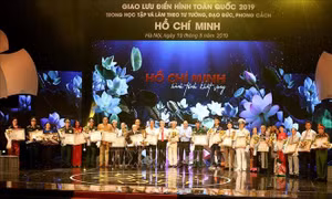 Chương trình giao lưu 'Hồ Chí Minh - Hành trình khát vọng'