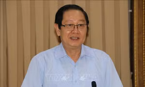Thăm hỏi và tặng quà Trung tâm Điều dưỡng người có công tỉnh Phú Thọ