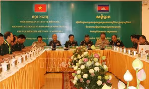 Phối hợp quản lý, bảo vệ biên giới Việt Nam - Campuchia