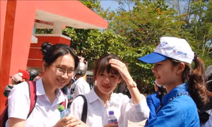  Đoàn Thanh niên các địa phương tham gia tiếp sức mùa thi