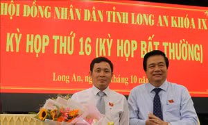 Bầu bổ sung Phó Chủ tịch HĐND tỉnh Long An