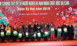 Không để người dân, hộ gia đình nào không có Tết
