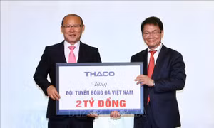 HLV Park Hang-seo dành 100.000 USD tiền thưởng làm từ thiện, phát triển bóng đá Việt Nam