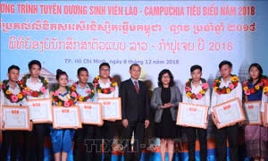 Tuyên dương sinh viên Lào, Campuchia tiêu biểu