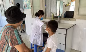 TP Hồ Chí Minh: 34 trạm y tế phường được khám chữa bệnh BHYT trở lại