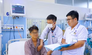 TP Hồ Chí Minh:Cứu sống nam thanh niên bị đột tử khi đang chơi đá banh