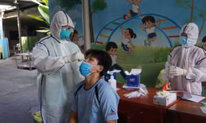 Học sinh, giáo viên TP Hồ Chí Minh yên tâm vì được tầm soát COVID-19 trước kỳ thi tốt nghiệp THPT