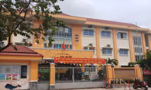 Hiệu trưởng trường Tiểu học Trần Thị Bưởi phản hồi về thức ăn bán trú ‘nghèo nàn’