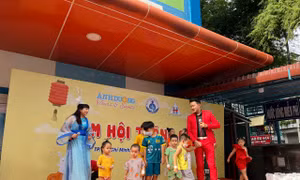 TP Hồ Chí Minh: Chăm lo Tết Trung thu cho các bệnh nhân nhi