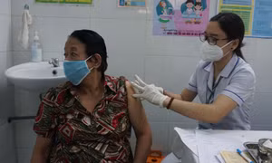 TP Hồ Chí Minh đã xuất hiện biến thể phụ COVID-19 nguy hiểm, gia tăng số ca mắc