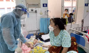 TP Hồ Chí Minh: Số trẻ mắc COVID-19 tăng nhanh, sẵn sàng phương án thu dung, điều trị