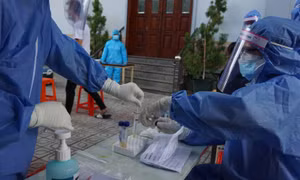 TP Hồ Chí Minh: Phát hiện thêm 7 trường hợp nghi mắc COVID-19 ở quận Bình Thạnh