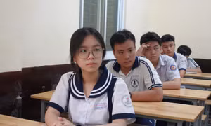 TP Hồ Chí Minh: Trên 76.000 thí sinh làm thủ tục dự thi vào lớp 10 công lập