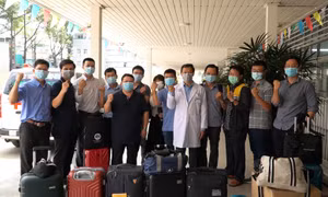  Y bác sĩ bệnh viện Chợ Rẫy hỗ trợ Kiên Giang chống dịch COVID-19