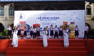 TP Hồ Chí Minh: Không huy động học sinh đến trường trước 7 giờ trong lễ khai giảng