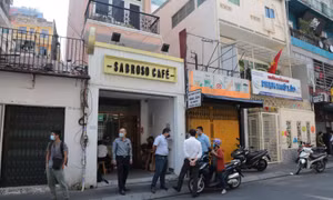 TP Hồ Chí Minh phong toả quán cà phê ở Bùi Viện nơi BN 1883 từng đến