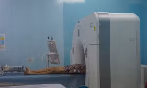 Bệnh viện tại TP Hồ Chí Minh gặp nhiều khó khăn trong đấu thầu thuốc, thiết bị y tế 