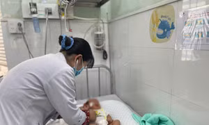 Ho gà xuất hiện tại TP Hồ Chí Minh, trẻ 3 tháng tuổi nhập viện điều trị