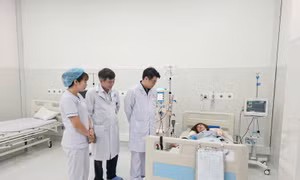 Triển khai dịch vụ lọc máu cho bệnh nhân suy thận tại Côn Đảo 