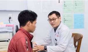 Bác sĩ đầu ngành TP Hồ Chí Minh luân phiên công tác tại Côn đảo