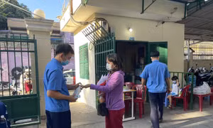 TP Hồ Chí Minh kích hoạt lại các biện pháp phòng chống dịch COVID-19