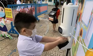 TP Hồ Chí Minh: Dịch đau mắt đỏ gia tăng, trường học tăng cường phòng dịch