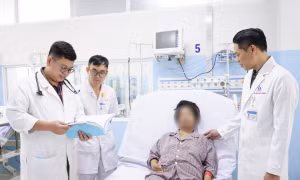 Cứu sống sản phụ sinh con lần 4 mắc hội chứng hiếm gặp, tính mạng nguy kịch
