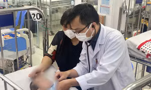 Bệnh về hô hấp gia tăng khi thời tiết chuyển mùa