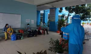 TP Hồ Chí Minh ghi nhận 14.800 trẻ mắc COVID-19, trong đó có 13 ca tử vong