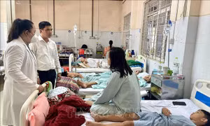 Vụ ngộ độc thực phẩm ở Đồng Nai: Bệnh nhi nặng nhất đang hồi phục tốt