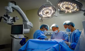 Bác sĩ cảnh báo không chủ quan với triệu chứng đau đầu kéo dài