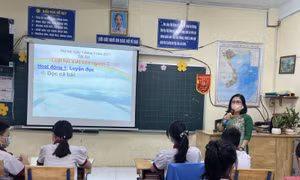 TP Hồ Chí Minh: Học sinh cấp 1 sẽ học online từ 8/9, cấp 2 và 3 bắt đầu từ 1/9