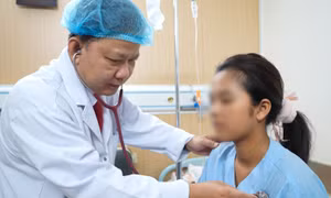Cảnh báo trẻ ho kéo dài, khó thở có thể là dấu hiệu u trung thất