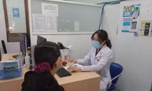 Người cao tuổi, người mắc bệnh nền cần làm gì để tránh biến chứng dịp Tết?