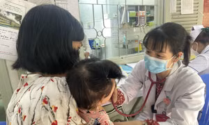 TP Hồ Chí Minh: Dịch tay chân miệng tăng nhanh với trên 6.700 trẻ mắc bệnh
