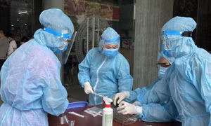 TP Hồ Chí Minh: Phát hiện 3 thuyền viên mắc COVID-19, nguy cơ dịch xâm nhập bằng đường thủy