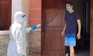 Những trường hợp nào được phát gói thuốc C đến tận nhà ngay khi có kết quả xét nghiệm nhanh dương tính?