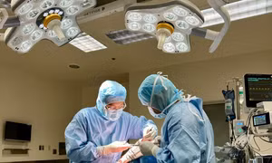 Cứu sống người đàn ông Hàn Quốc đã bất tỉnh 2 ngày 