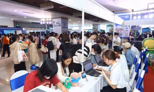 TP Hồ Chí Minh: Cơ hội hơn 5.000 việc làm cho sinh viên 