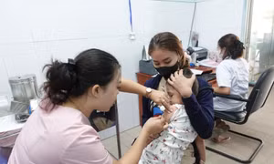 Lần đầu tiên Việt Nam có vaccine cộng gộp thế hệ mới phòng cùng lúc 4 loại bệnh truyền nhiễm 