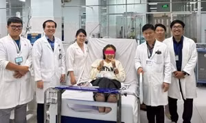 Giành lại sự sống cho cô gái có nhóm máu cực hiếm và trái tim ‘ngủ yên’ 